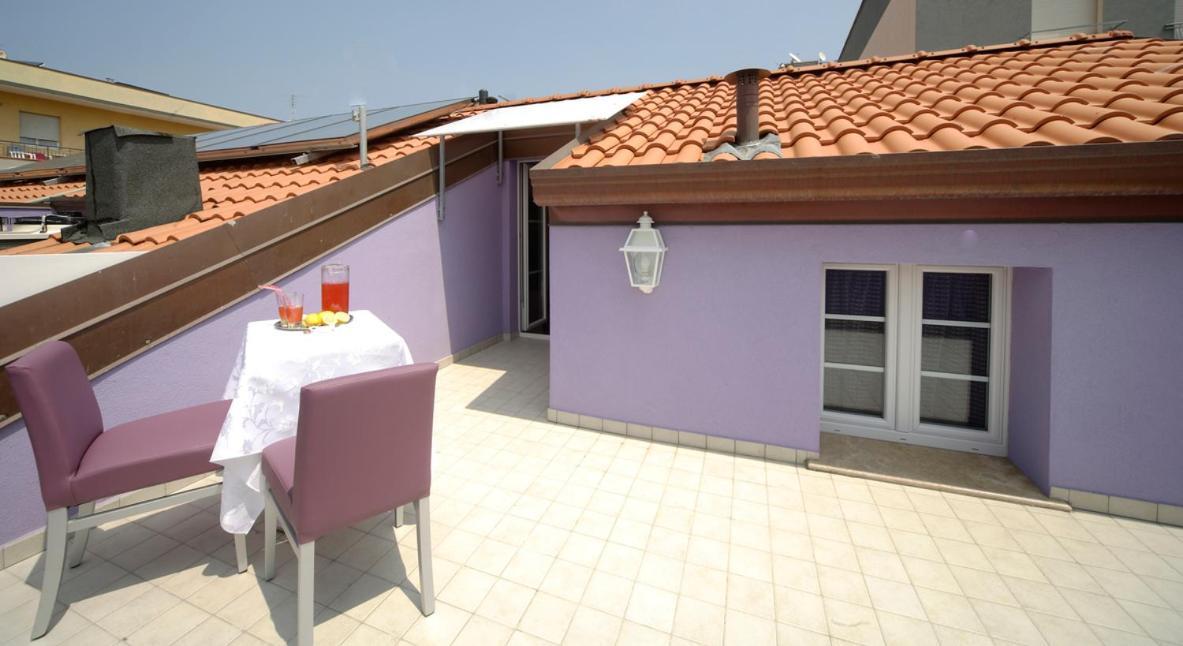 Residence Hotel Le Viole Rimini Buitenkant foto