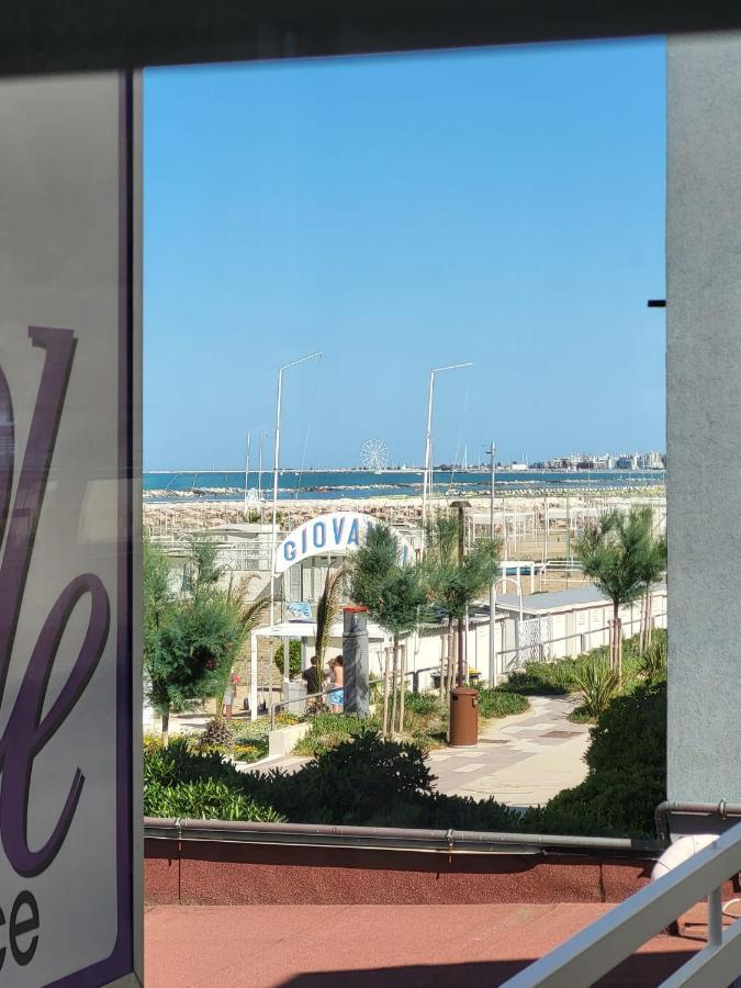 Residence Hotel Le Viole Rimini Buitenkant foto